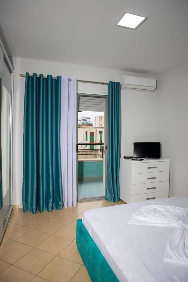 Colombo'S Apartment Vlorë Eksteriør bilde
